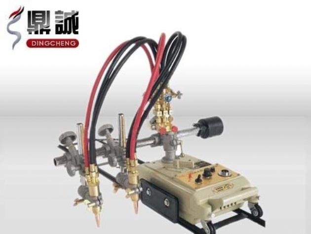 點擊查看詳細信息<br>標題：雙頭多頭火焰切割機 閱讀次數：4549