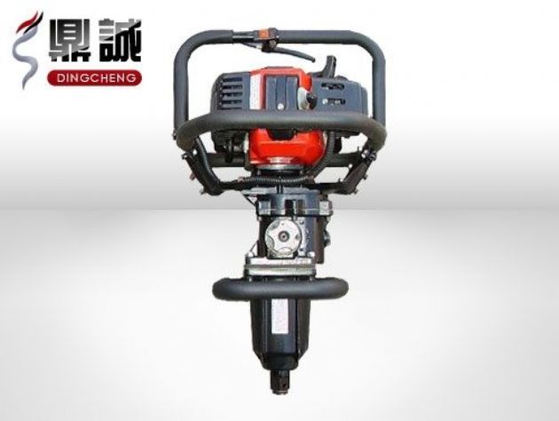 點擊查看詳細信息<br>標題：便攜式內燃扳手 閱讀次數：4434